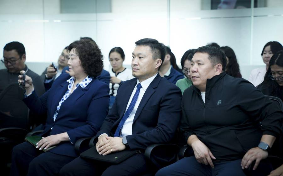 Өгөгдлийн тухай хуулийн төсөл боловсруулснаа олон нийтээр хэлэлцүүлжээ